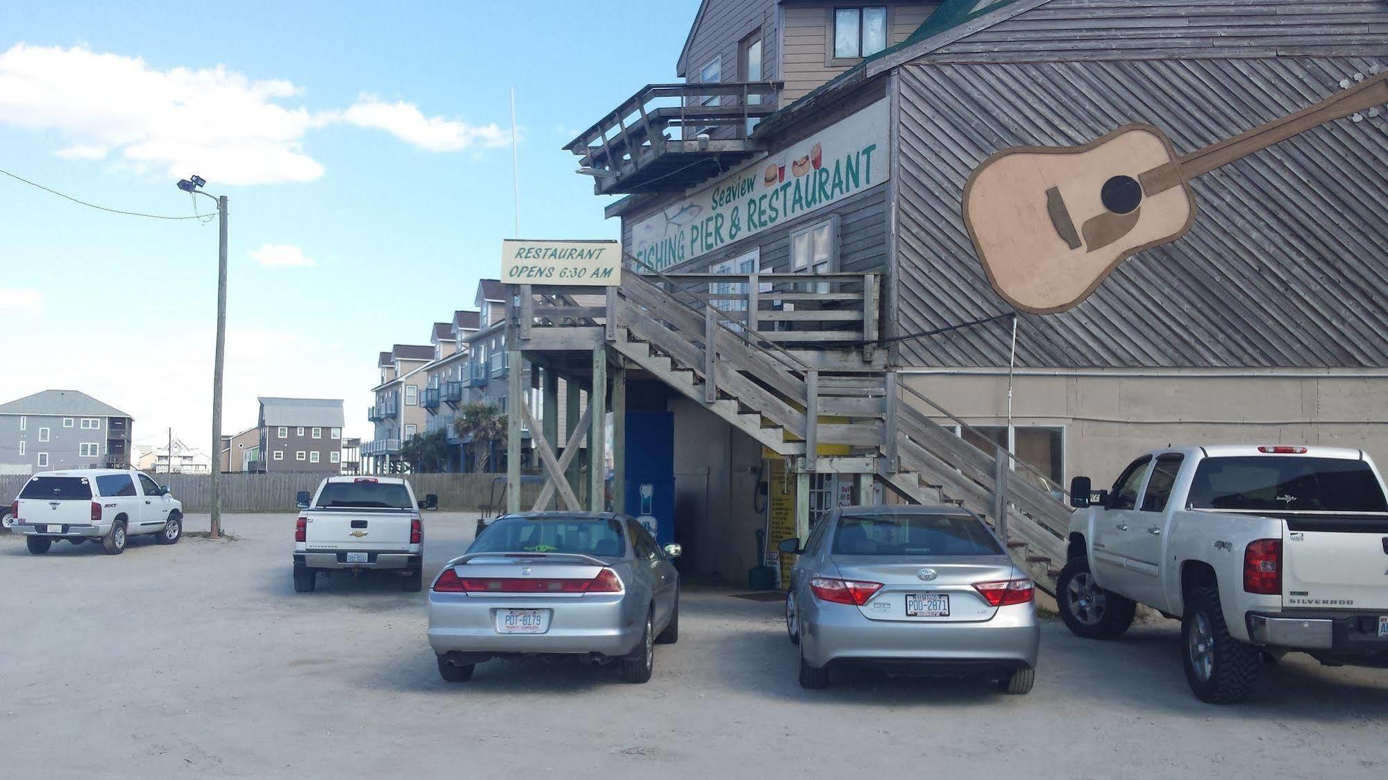 Seaview Pier And Motel North Topsail Beach Exterior photo