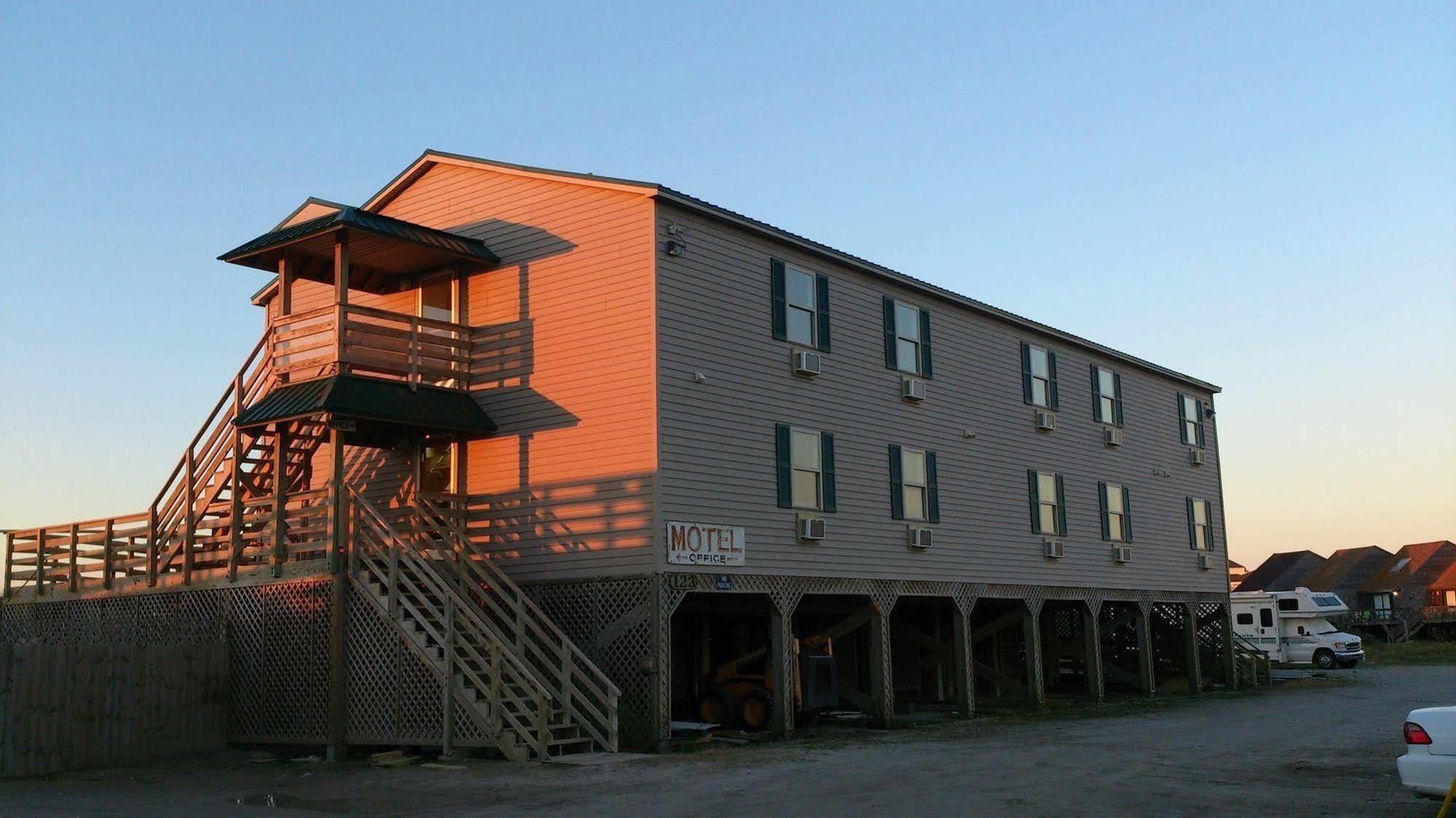 Seaview Pier And Motel North Topsail Beach Exterior photo
